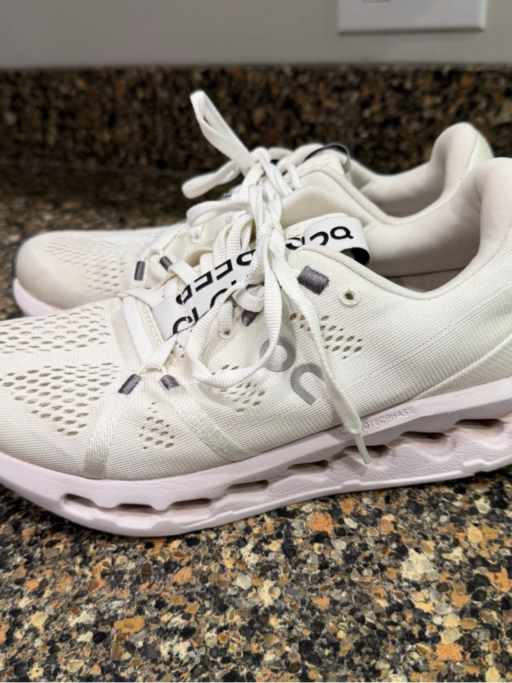 On Cloudswift Lightweight Running Sneakers in Off-White ladies 7.5 - Picture 8 of 10